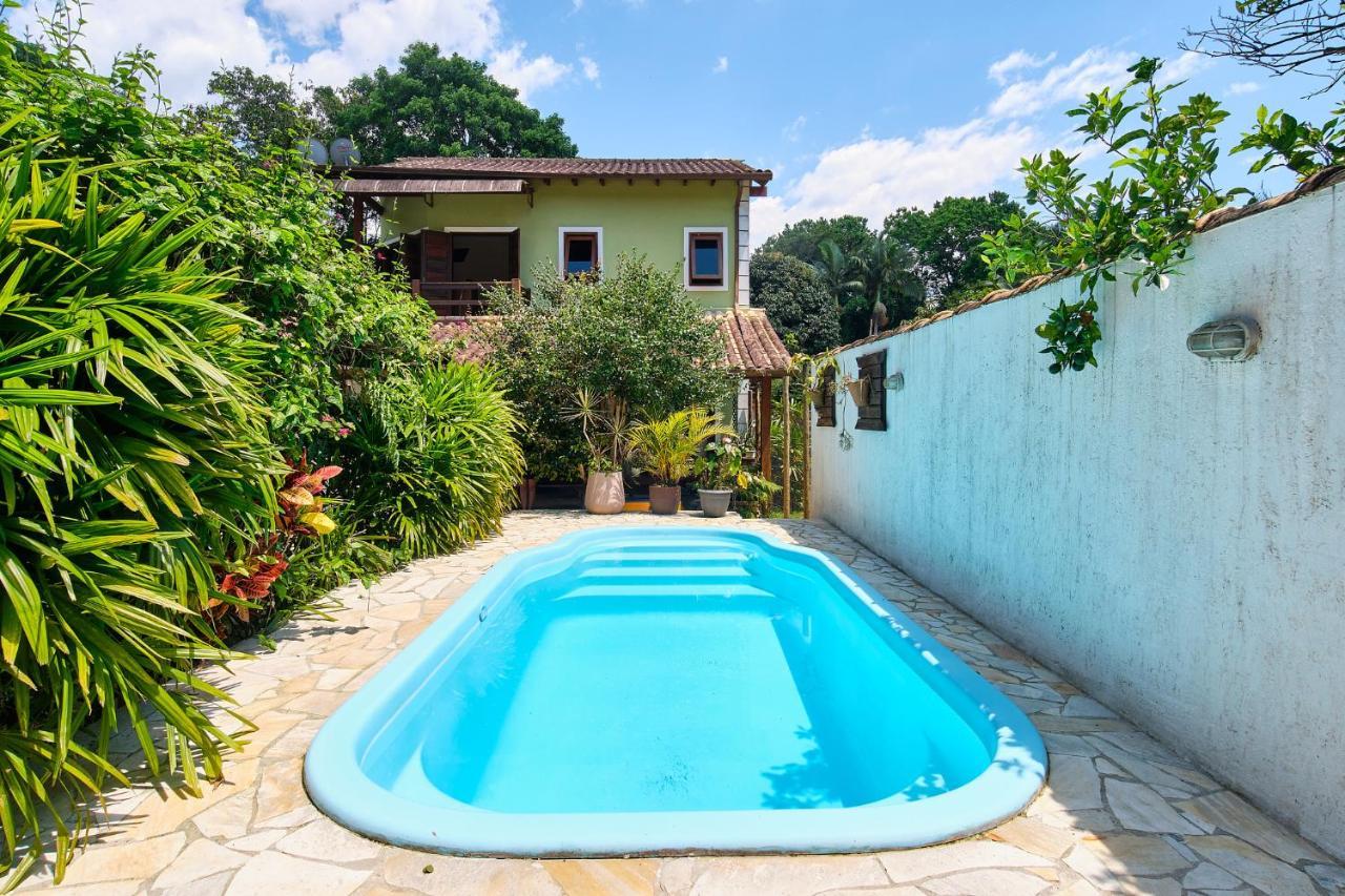 Casa Petunia Com Ar E Piscina Perto Do Centro Villa Araquari Dış mekan fotoğraf