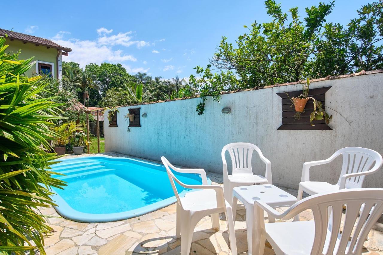 Casa Petunia Com Ar E Piscina Perto Do Centro Villa Araquari Dış mekan fotoğraf