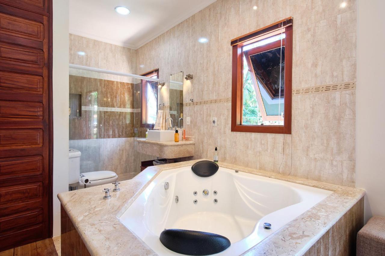 Casa Petunia Com Ar E Piscina Perto Do Centro Villa Araquari Dış mekan fotoğraf