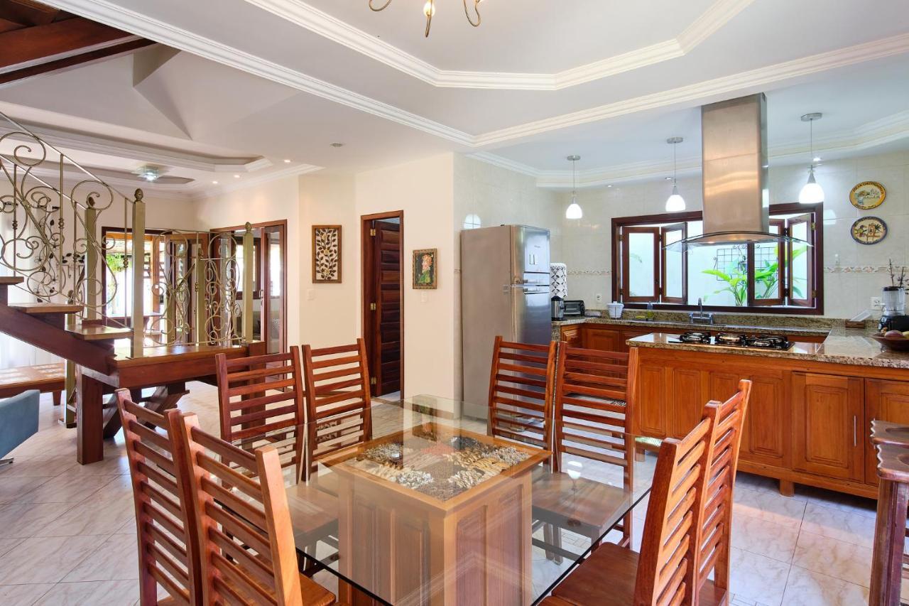 Casa Petunia Com Ar E Piscina Perto Do Centro Villa Araquari Dış mekan fotoğraf