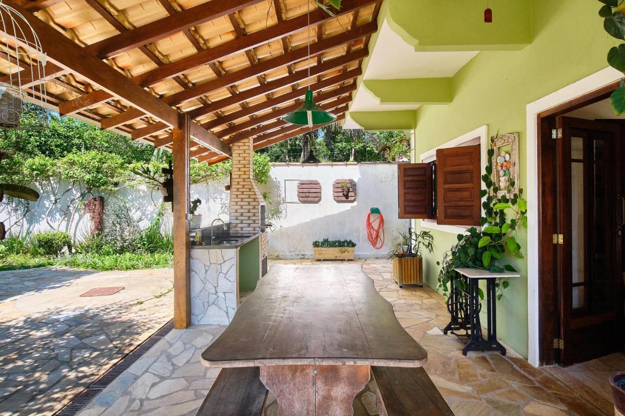 Casa Petunia Com Ar E Piscina Perto Do Centro Villa Araquari Dış mekan fotoğraf