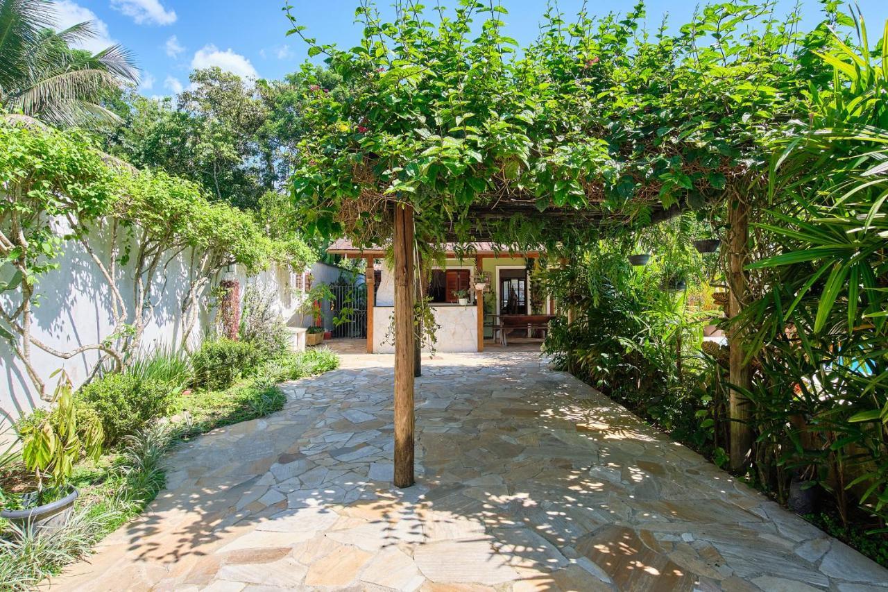 Casa Petunia Com Ar E Piscina Perto Do Centro Villa Araquari Dış mekan fotoğraf