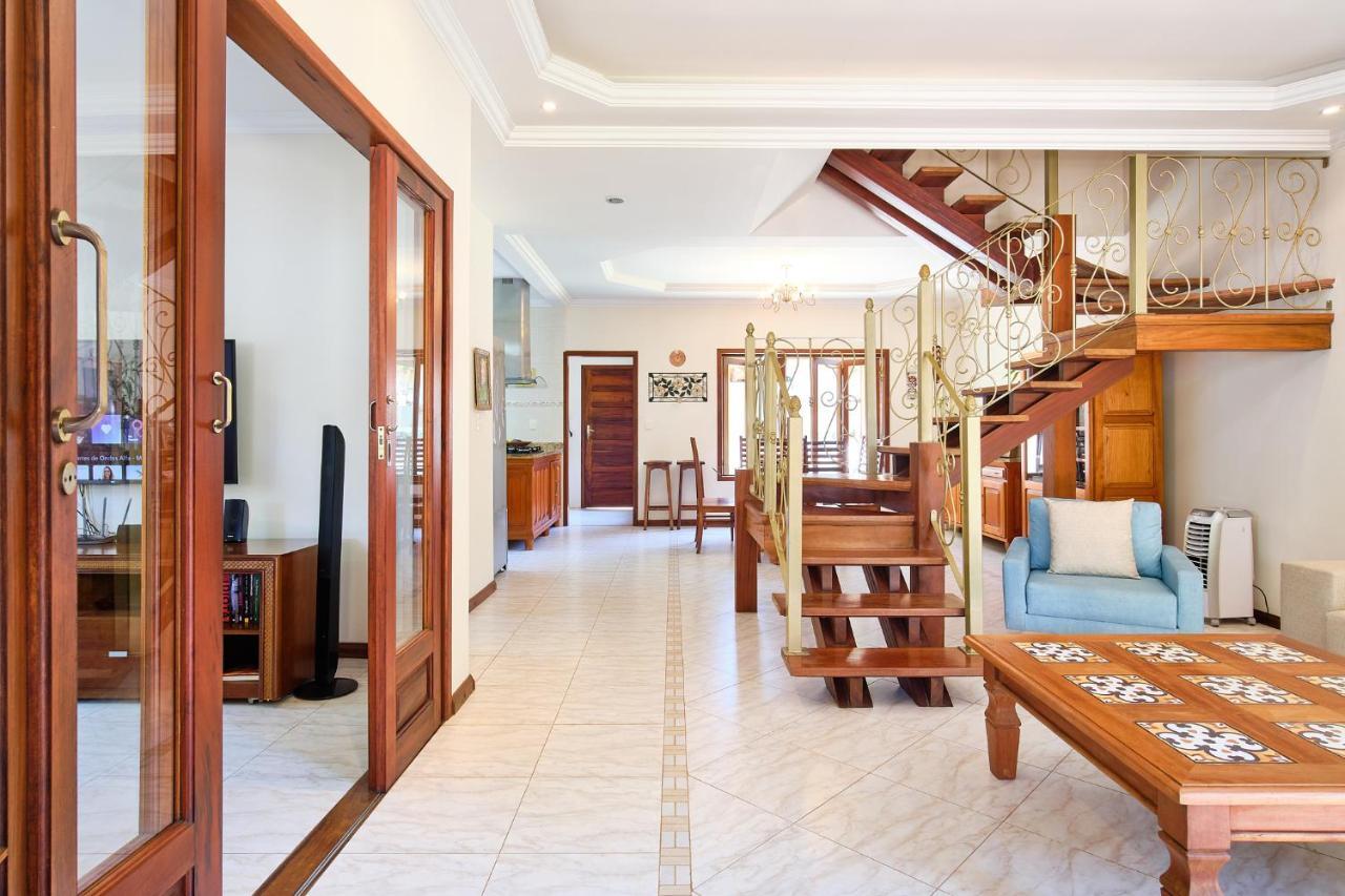 Casa Petunia Com Ar E Piscina Perto Do Centro Villa Araquari Dış mekan fotoğraf
