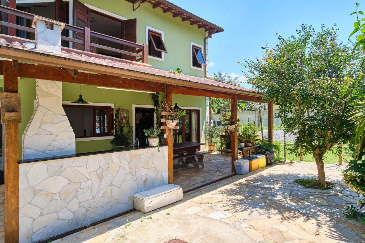 Casa Petunia Com Ar E Piscina Perto Do Centro Villa Araquari Dış mekan fotoğraf